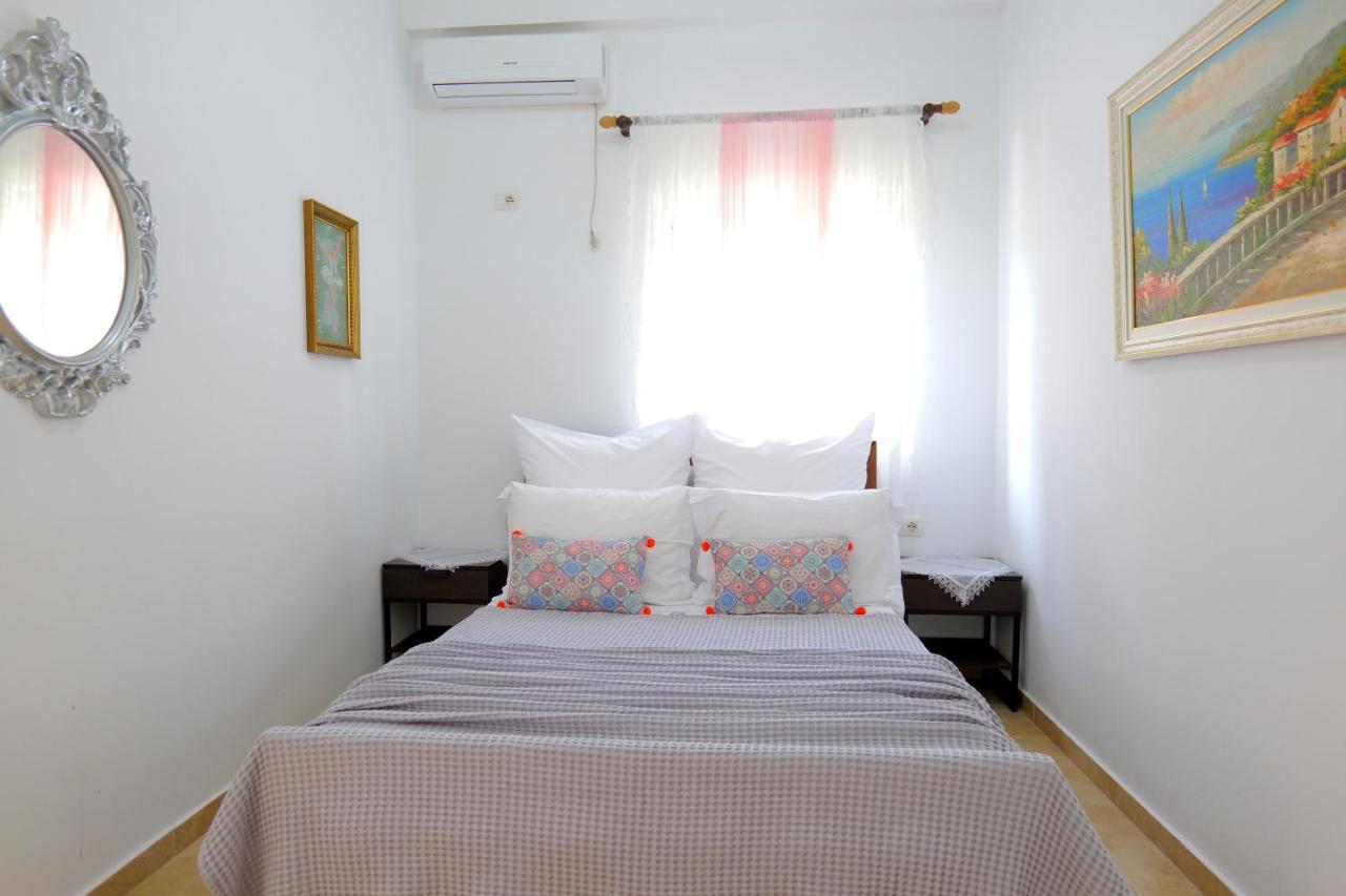 Kristal Apartments Ксамил Экстерьер фото