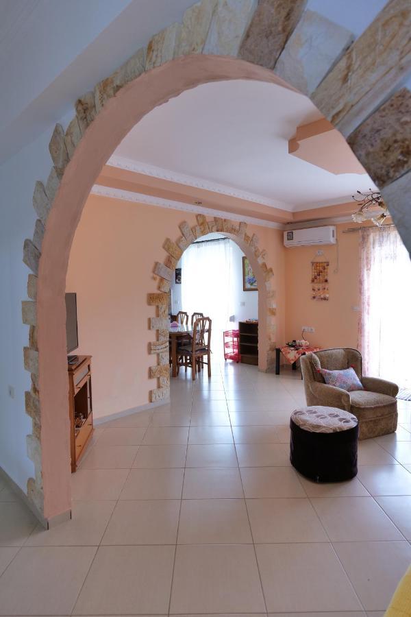 Kristal Apartments Ксамил Экстерьер фото